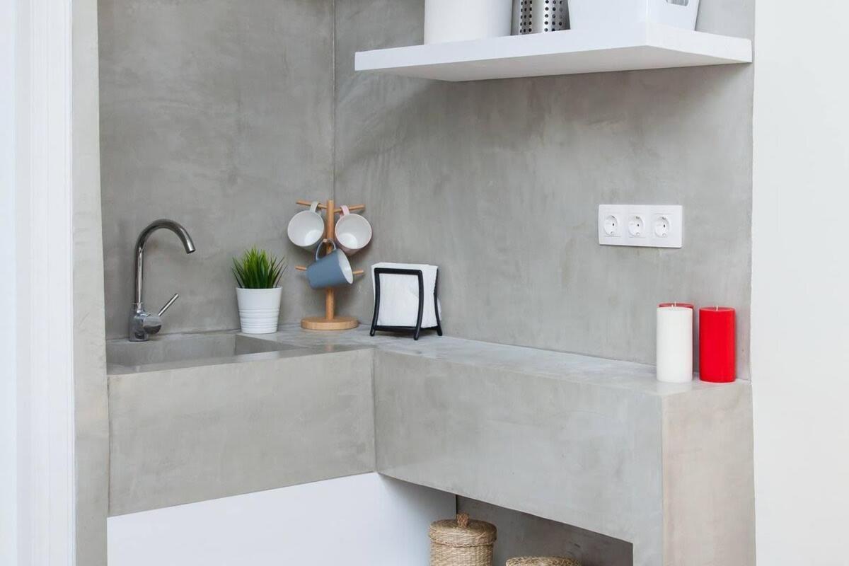 Cute Studio Located In The Vibrant Kolonaki District Of * Athens