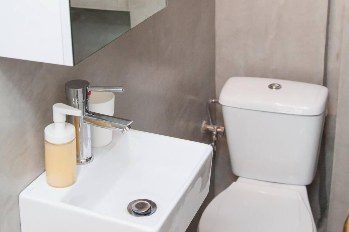 Cute Studio Located In The Vibrant Kolonaki District Of Apartment Athens